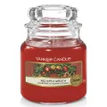 Yankee Candle Small Jar Candle, Red Apple Wreath