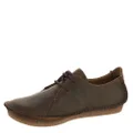 Clarks Womens Janey Mae, Beeswax, 8