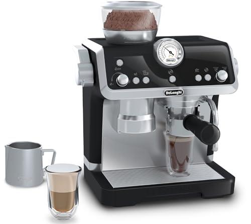 Casdon De'Longhi Toys. Barista Coffee Machine. Toy Kitchen Playset for Kids with Moving Parts, Realistic Sounds and Magic Coffee Reveal. for Children Aged 3+