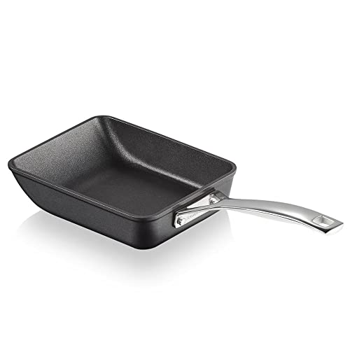 Le Creuset Toughened Non-Stick Egg Pan