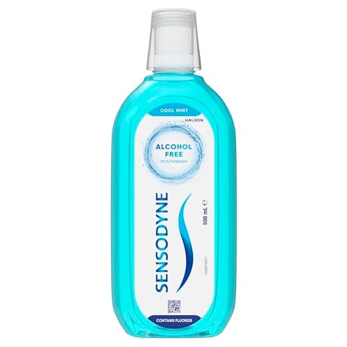 Sensodyne Mouthwash, Gentle Mouthwash for Sensitive Teeth, Cool Mint, 500ml