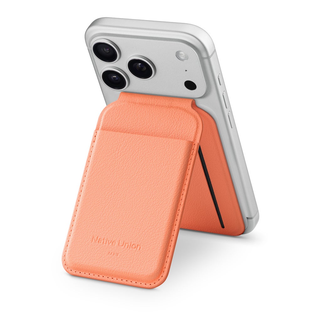 Native Union Active Wallet Magnetic Stand (MagSafe Compatible)