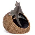 D+GARDEN Wicker Cat Bed Dome for Medium Indoor Cats - a Covered Cat Hideaway Hut of Rattan Houses Pets in Dome Basket, Washable