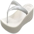 Fit Flop IQUSHION ERGONOMIC Flip-Flops Women's Flip Flops, Silver, 23.0~23.5㎝