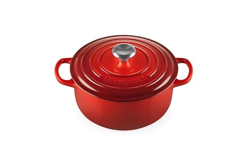 Le Creuset SIG Round French Oven 20 cm (Cherry Red)