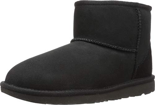 UGG Classic Mini II Girls Boot, Black, 6 Big Kid