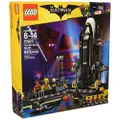 LEGO BATMAN MOVIE DC The Bat-Space Shuttle 70923 Building Kit (643 Piece)