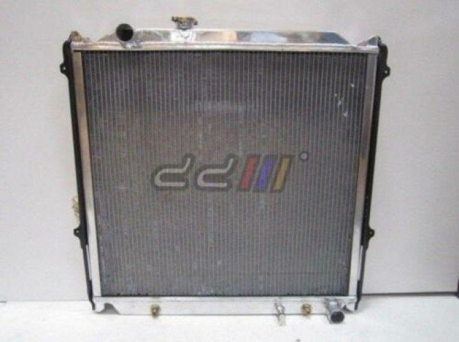 DD Racing Aluminium Radiator 3 Row Toyota Landcruiser 90 95 Series Diesel 1KZ