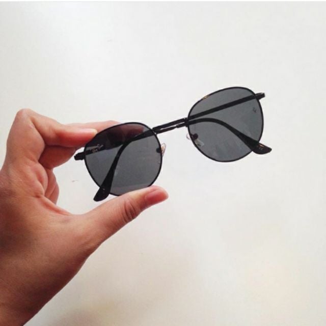 RB ROUND GLASS BLACK