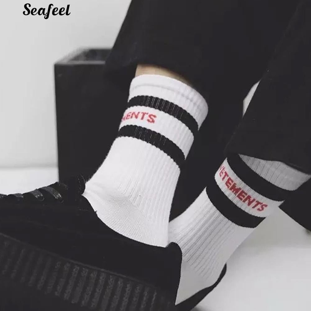 1 Pair Women Middle Length Preppy Style Cotton Socks Sport Casual Socks