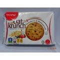 Munchy's Oat 25 Krunch Strawberry & Blackcurrant Biscuit (8 Packs)
