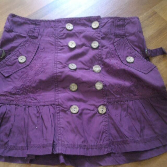 Ladies Skirt