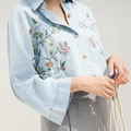 Spring New Embroidery Shirt Loose Drop Shoulders Jeans Sweet Bell Sleeves Women Tops3550