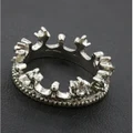 Small pepper crown ring