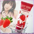 (READY STOCK) Hot Kiss Strawberry Flavor Lubricant For Women with agent prices (LOCAL SELLER)