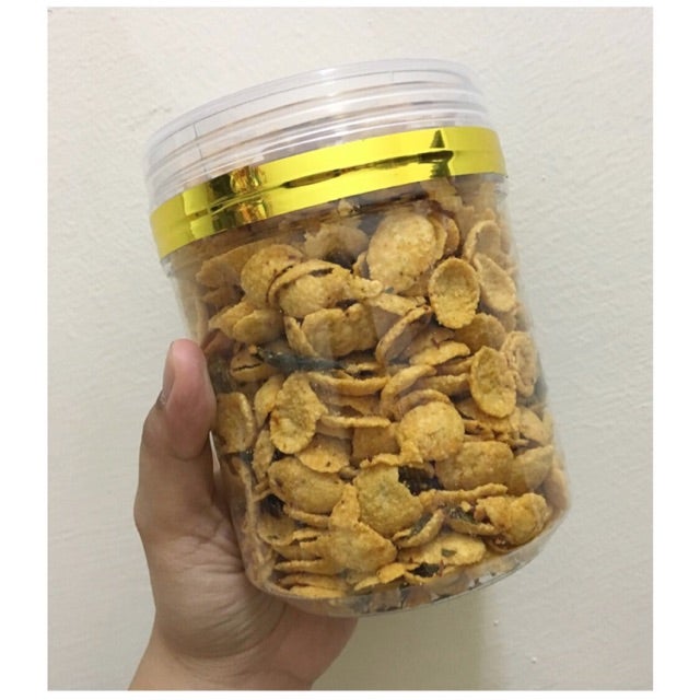Salted egg yolk cornflakes