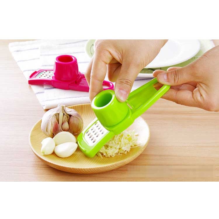 Garlic/Ginger Grater with Hanging Hook, Smart Kitchen Tool