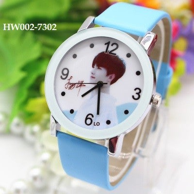 Yang Yang Korean Casual Retro Leather Belt Idol Watch HW002-7302