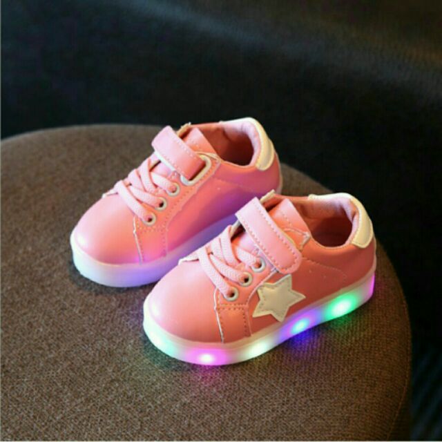 KIDS FASHION STAR LED SHOES