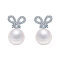 Vivere Rosse Bowdacious Pearl Stud Earrings