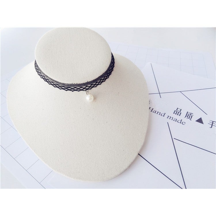 Pearl Pendant Lace Choker Necklace