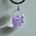 ??Oval shaped pressed flower necklace??