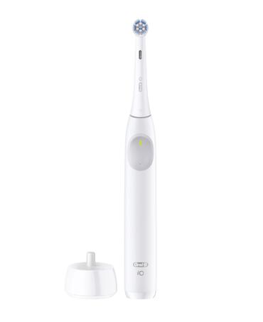 Oral-B iO2 Electric Toothbrush - White