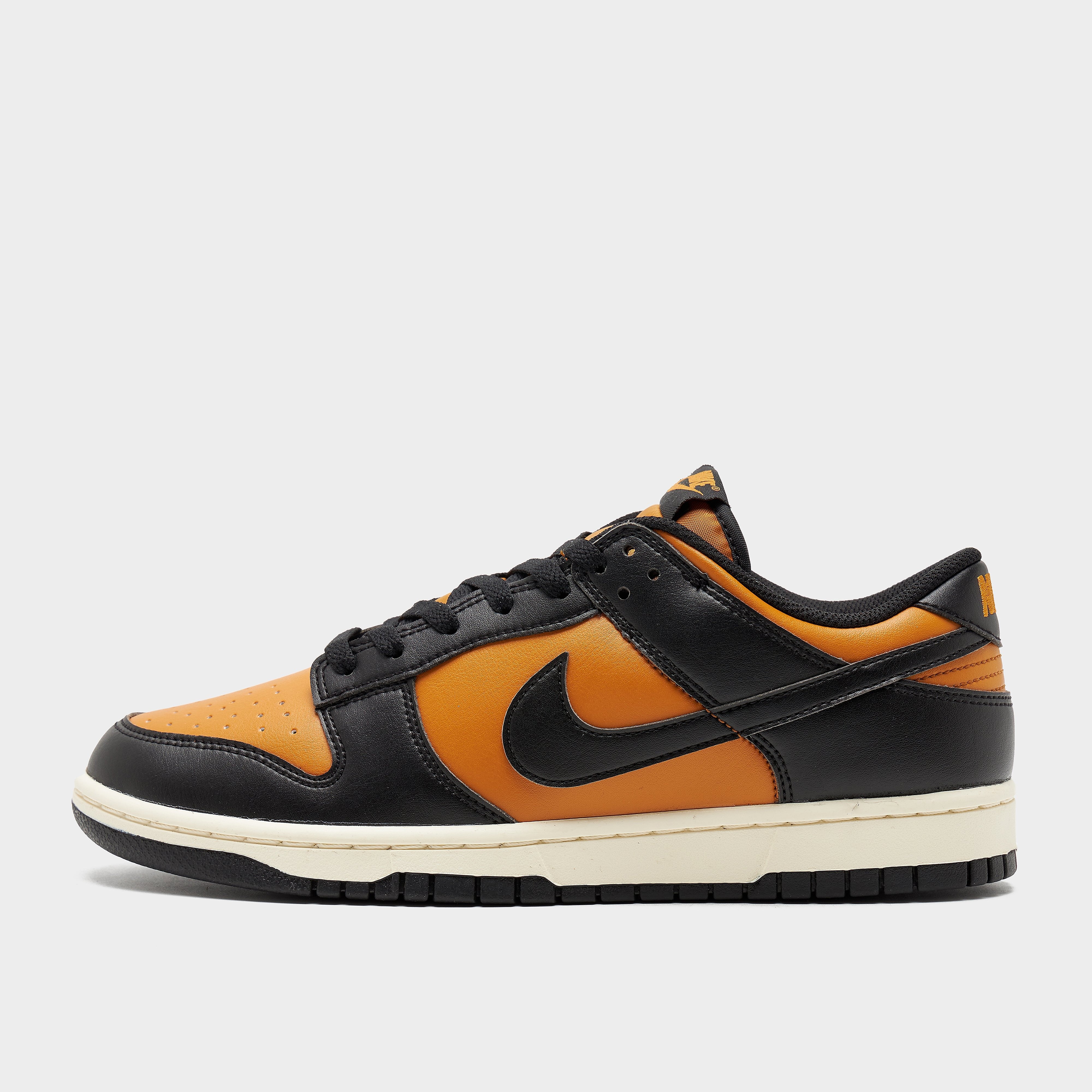 Nike Dunk Low - Brown