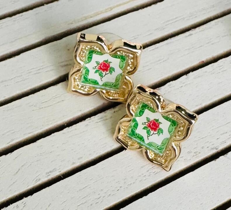 Rare Bird Collection [] Peranakan Floral Stud - Emerald