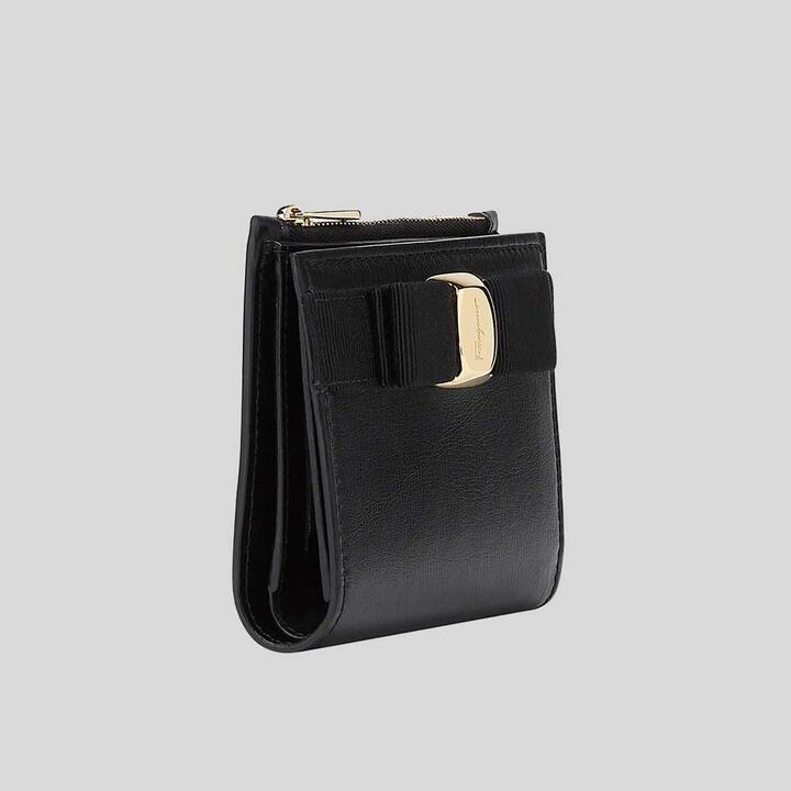 Salvatore Ferragamo Ferragamo Vera Bow Calf Leather Compact Wallet Black Rb-22e009