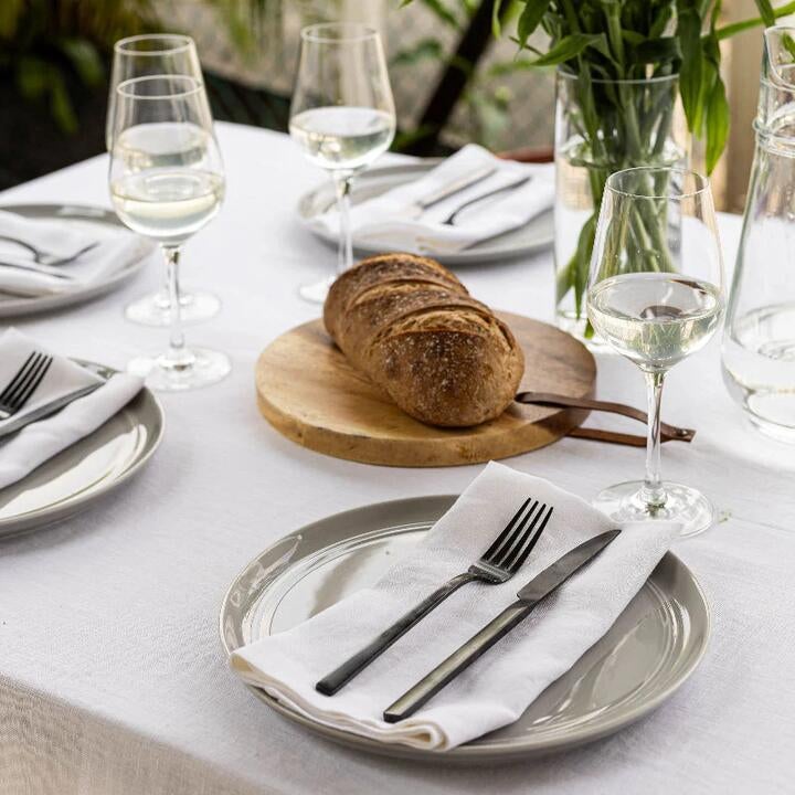 Covered Tablecloth White, 250x140