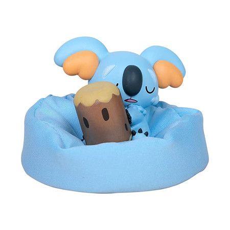 Limited Action Mini Dolls Sleeping, Desk & Car Decoration, Classic Cartoon Model, Collectible Vinyl Figure