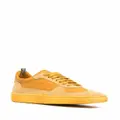 Officine Creative two-tone suede sneakers - Yellow