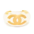 CHANEL Pre-Owned 1995 CC logo cuff bracelet - Yellow