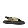 Moncler crossover-strap leather sandals - Green