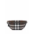 Burberry checked belt bag - Brown