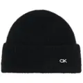 Calvin Klein logo-print knitted beanie - Black