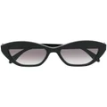 Alexander McQueen Eyewear cat eye sunglasses - Black