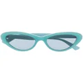 Gucci Eyewear cat-eye frame tinted sunglasses - Blue