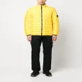 Stone Island logo-patch zip-up padded jacket - Yellow