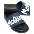 Alexander McQueen graffiti-logo slip-on slides - Blue
