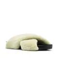 Jil Sander shearling cross-over sandals - Green