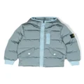 Stone Island Junior Compass-patch padded hooded jacket - Blue