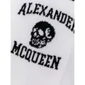 Alexander McQueen logo-intarsia skull socks - White