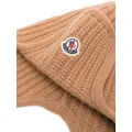 Moncler ribbed logo-patch beanie - Brown