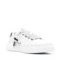 Karl Lagerfeld logo-charm flatform sneakers - White