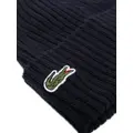 Lacoste logo-patch ribbed-knit beanie - Blue