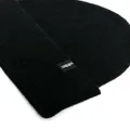 Mackintosh logo-tag recycled cashmere beanie - Black