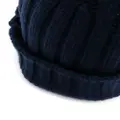 ASPESI logo-patch ribbed-knit beanie - Blue