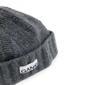 GANNI logo-patch ribbed-knit beanie - Grey